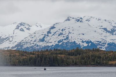 Alaska by Boat and Road